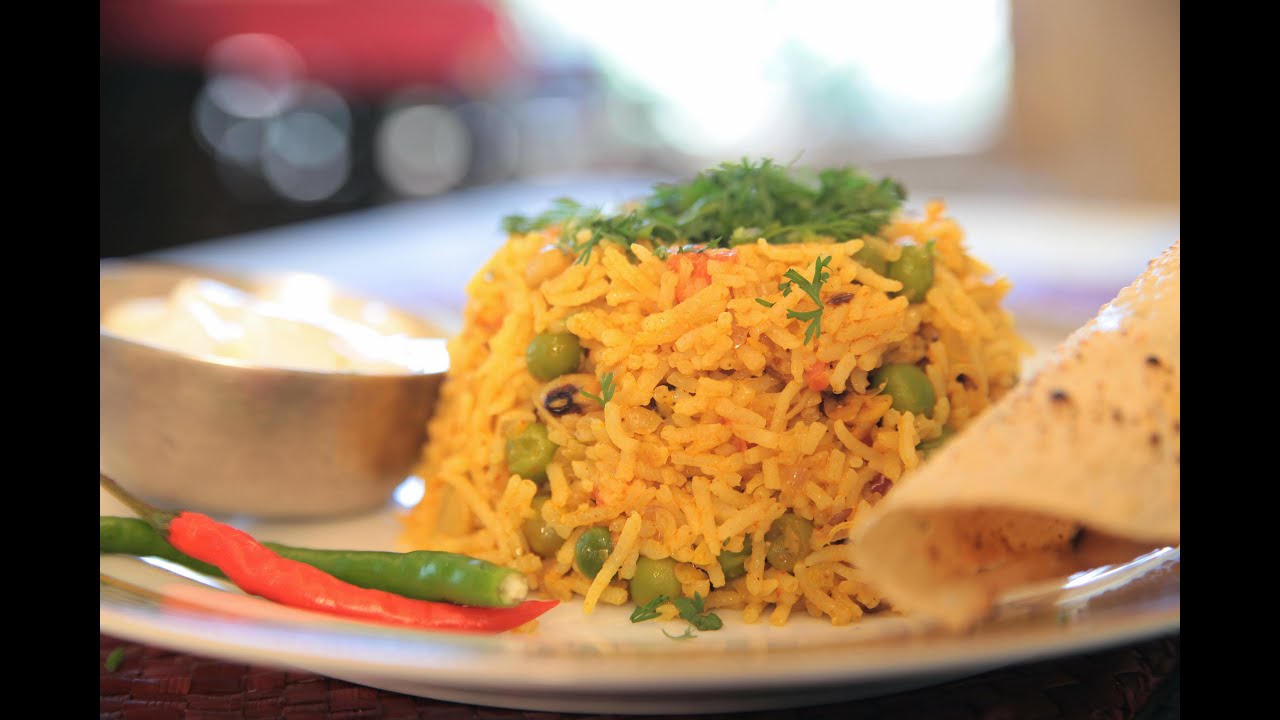 How To Cook Cholla Ani Vatana Nu Bhaat(Black Eyed Peas And Green Peas Rice) By Asha Khatau | India Food Network