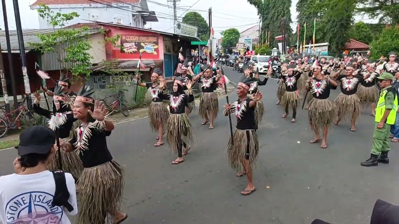 KARNAVAL DESA PURWOSARI KEC BATURRADEN DALAM RANGKA MEMPERINGATI HARI KEMERDEKAAN RI YANG KE 80