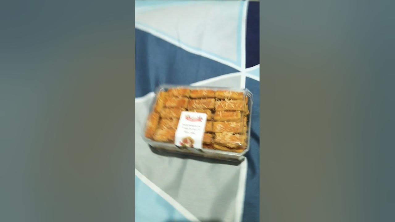 wihh ada kue yang lain nich buat lebaran.🙂🙂 #music #song