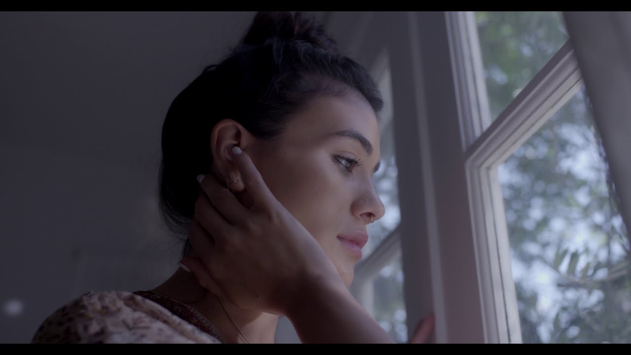 Watch Kevin Courtois - Settle ft. Laur (Official Music Video) on YouTube Watch Kevin Courtois - Settle ft. Laur (Official Music Video) on YouTube