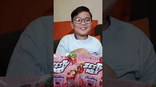 Trying out Zesty Bitez by @paulcuffaro and @Finatic #zestybites