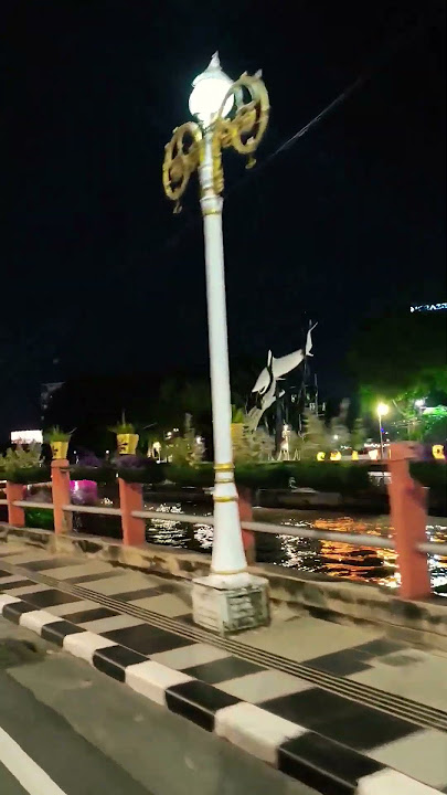 Patung Ikonik Sura&Baya, ada yg tau dmn?? #surabayaexplorer #surabayahits #surabaya #surabayanorthqu