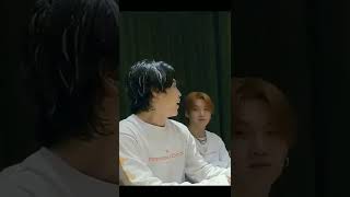 The way Yoongi is seeing Jimin with a lot of love in his eyes😍💜