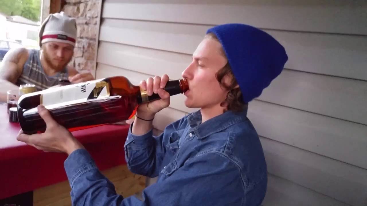 DRINKING A TEXAS MICKEY! YouTube