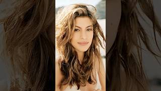 The Evolution of a 2000s BOMBSHELL-Eva Mendes Profile