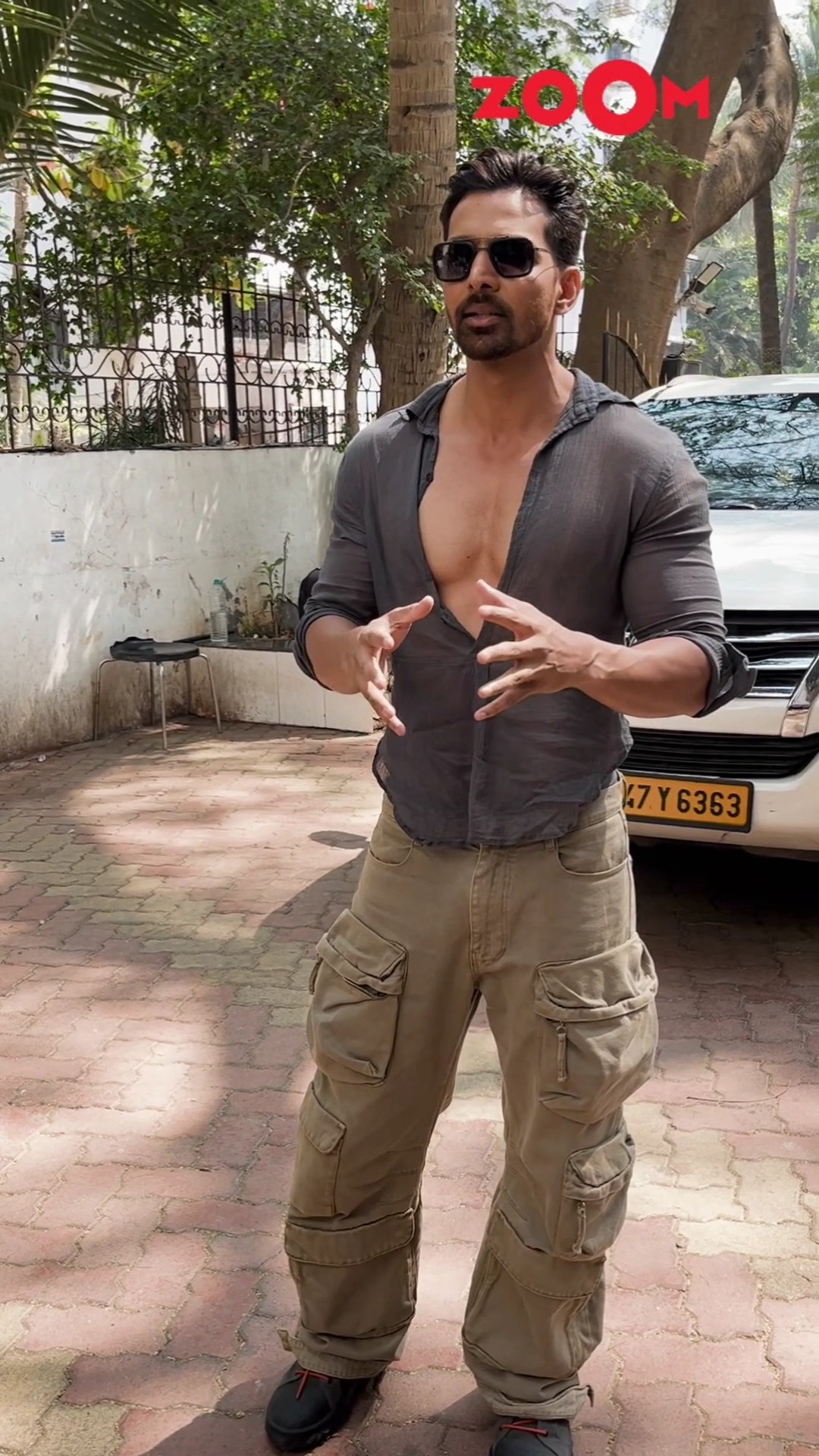 Harshvardhan Rane spotted in his very CASUAL look in the city ? #harshvardhanrane #shorts