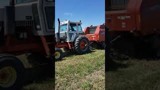 Rb564 baling with twine