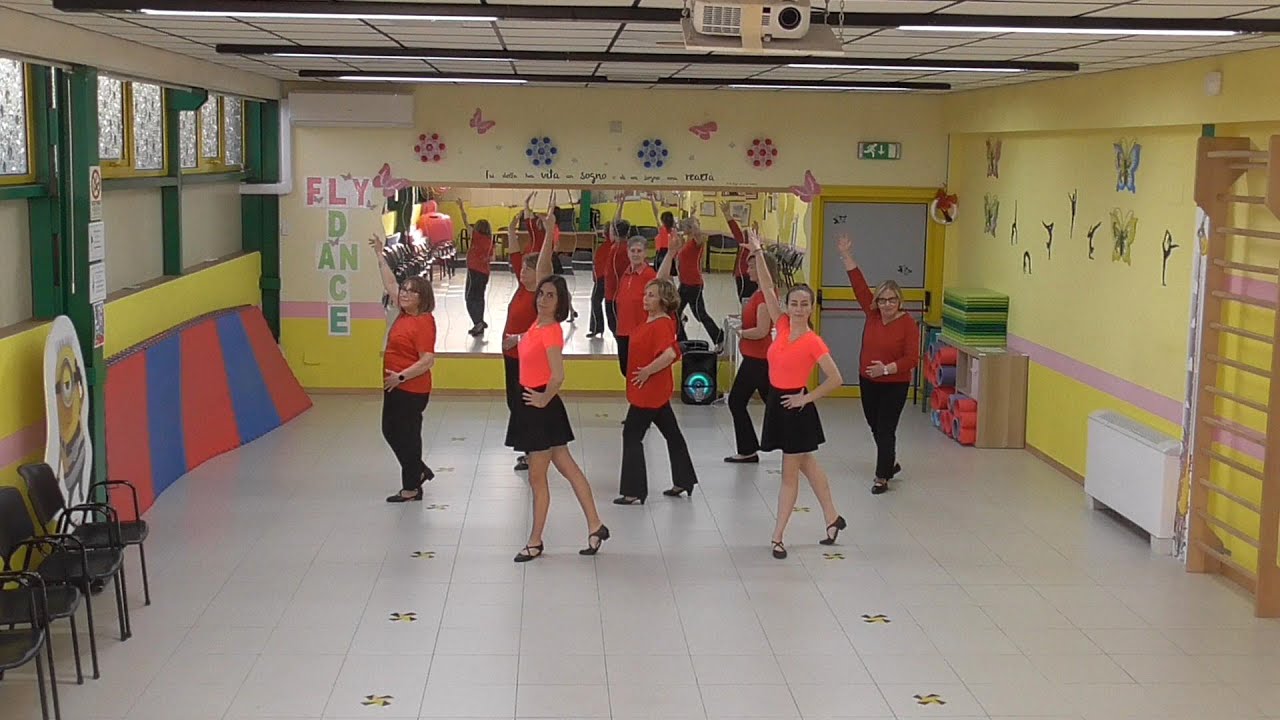 AFRODITE CUMBIA - Ballo di Gruppo