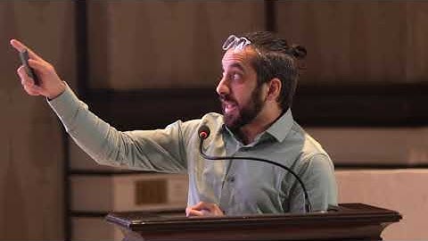 rat[LAB] Co-founder Sushant Verma giving a keynote talk at Dialogues XI in Agra: PARAMETRIC + AI