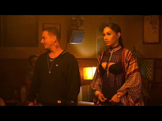 J Balvin - Safari ft. Pharrell Williams, BIA, Sky