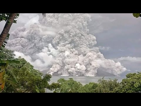 Nature shows anger in Indonesia..!! Mount Ruang erupted violently, thousands were evacuated