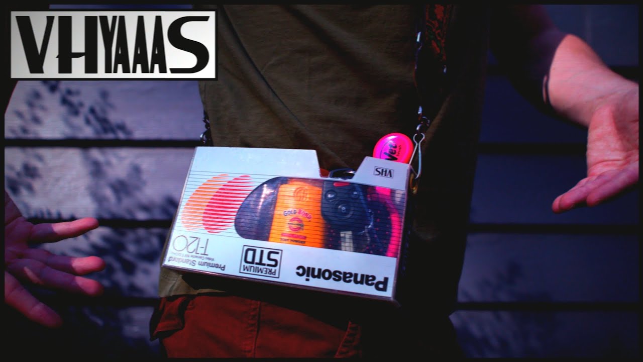 Make your own VHS clutch bag in 6 minutes - YouTube