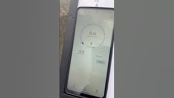 Llanfairfechan Beach mobile network speed test Vodafone O2 EE and Three on HMD 4G phone