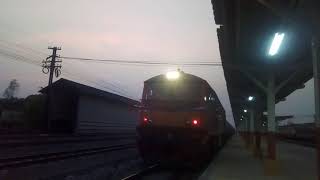 D.4121ดึกหน้าD.4415ดันท้าย