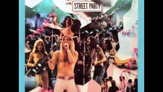 Video voorbeeld van "Black Oak Arkansas - Hey Y'all.wmv"