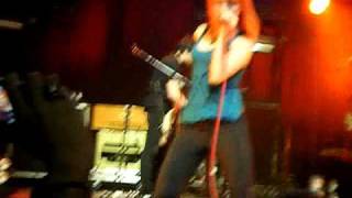 Paramore - Ignorance - Abertura São Paulo 20/02/11 - VIP
