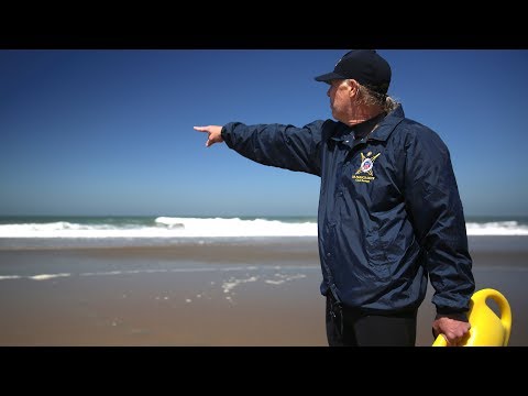 How to escape a rip current