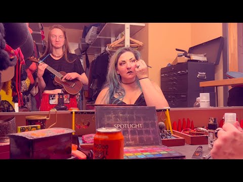 playing for my bestie while getting ready for Thanksgiving dinner
