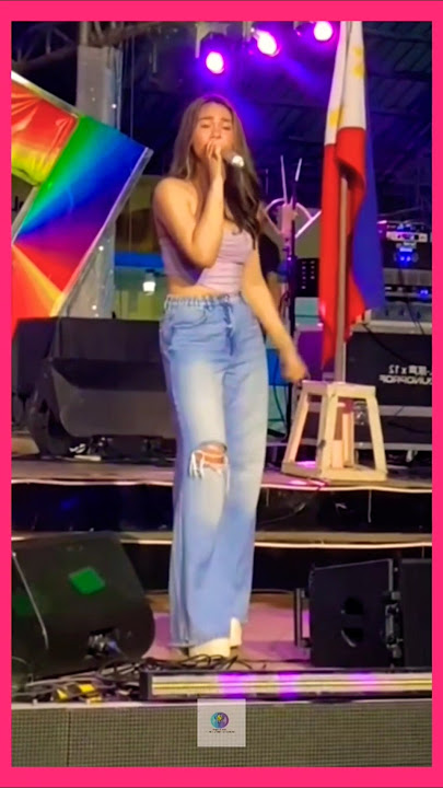 LOOK JANELLA SALVADOR & a flag 😍7.26.25 #janellasalvador #kapamilya #fyp #shorts #kapuso #love