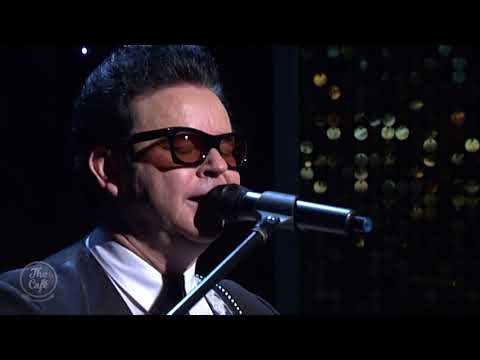 Vidéo: Roy Orbison Net Worth : Wiki, Marié, Famille, Mariage, Salaire, Frères et sœurs