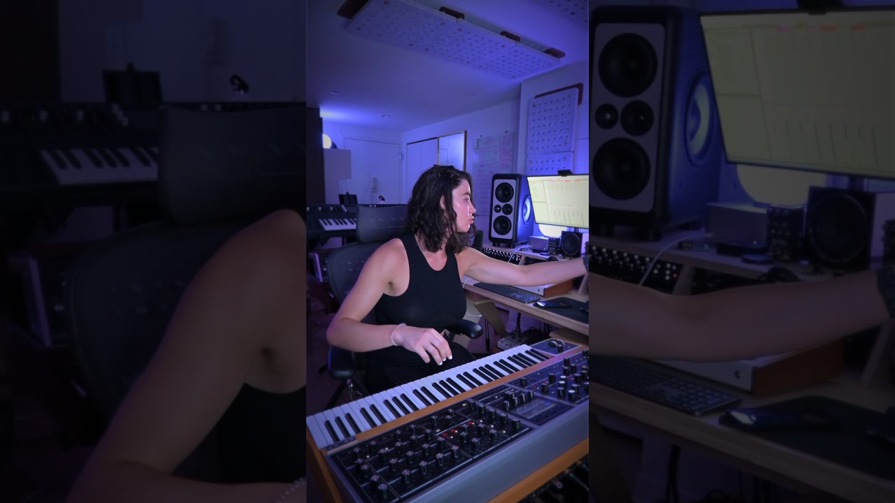 Massive Kicks and Melodic Techno on the Moog One and Jomox Alpha Base 