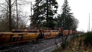 UP 7521 with a NB bare table train @ Indian School Road.  Salem, Oregon 1-17-2012