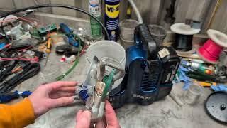 Battery powered airless sprayer not spraying or priming fix + a look inside it and the spray gun