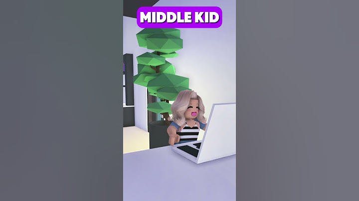 When Kids run away from Home…😂💀 #adoptme #roblox #robloxshorts