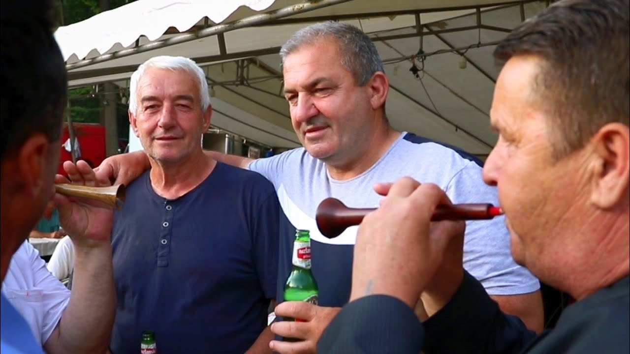 Svirale i bubanj na koridi