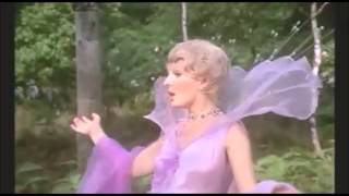 'Conseils de la fée des lilas' avec la vraie voix de Delphine Seyrig