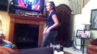 Retared Sitster Plays Just Dance 3
