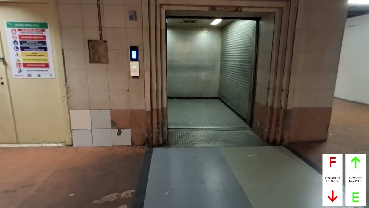 (Retake 1) Hyundai (Mb. Nidec) Service Elevator At ITC Mangga Dua