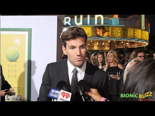 Battle Of The Sexes - Itw Austin Stowell (official video) 