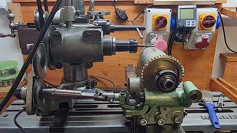 Abwälzfräsen eines Schneckenrades