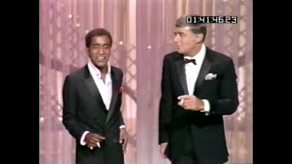 Video thumbnail of "Sammy Davis Jr. and Peter Lawford Sing in French on The Hollywood Palace March 2nd 1968 (Rare)"