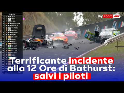 Video Terrificante incidente alla 12 Ore di Bathurst: salvi i piloti Zelger e Aron