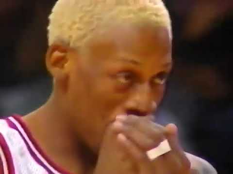 72–10 Bulls CRUSH the Bucks! | Michael Jordan Scores 32 1996 - YouTube