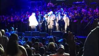 Hezekiah Walker & Marvin Sapp - God Favored Me (LFCC Reunion Concert)