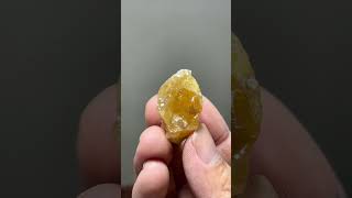 Video preview: Golden-Orange Scheelite — Xuebaoding, Sichuan · 2.3 cm