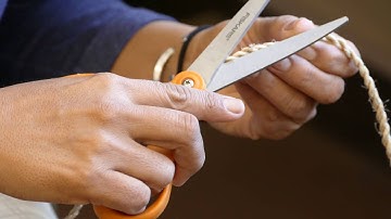Weaving a rabbit fur blanket - Spinning yucca fiber cordage (part 2 of 4)