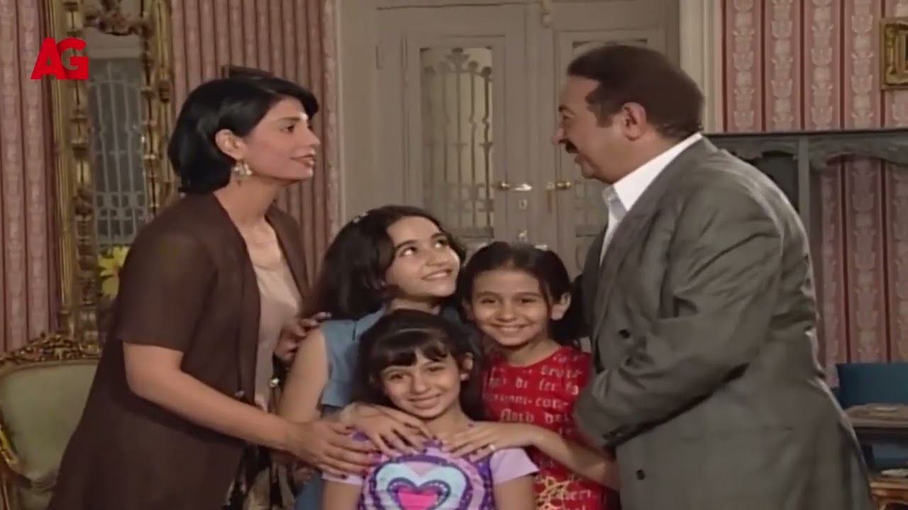 عبد الرحمن شال مسؤولية ولاد بهية كأنهم عياله❤😍#العطار_والسبع_بنات