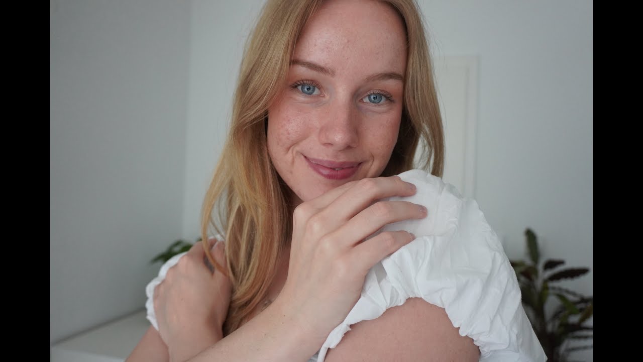 ASMR Fabric Scratching & Try on haul - Outfit check