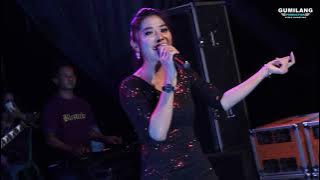 TERHANYUT DALAM KEMESRAAN AYU VANORA - BLAZTICKA JAMBU WEDDING ANJAR & AMELIA