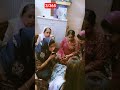 परंपरा भी, प्यार भी, और घर की खुशबू भी, इस खूबसूरत पल को मैंने दिल से संजो कर रख लिया #shorts #viral