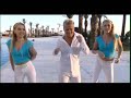 Wesley ze danst daar eenzaam in de nacht