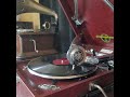近江 俊郎 ♪たそがれの湖♪ 1950年 78rpm record. Columbia Model No G ー 241 phonograph