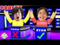 Whos the SMARTEST in Roblox Trivia?! Ryan VS Dad!!