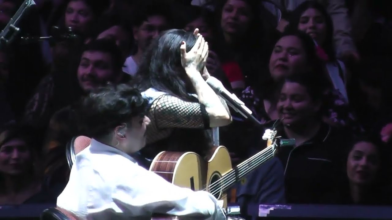 Mon Laferte Primaveral 2024
