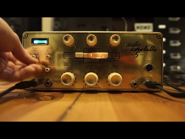 Demo 1960s Klemt / Echolette S Tube Tape Delay - YouTube