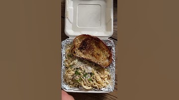 Fettuccine Alfredo